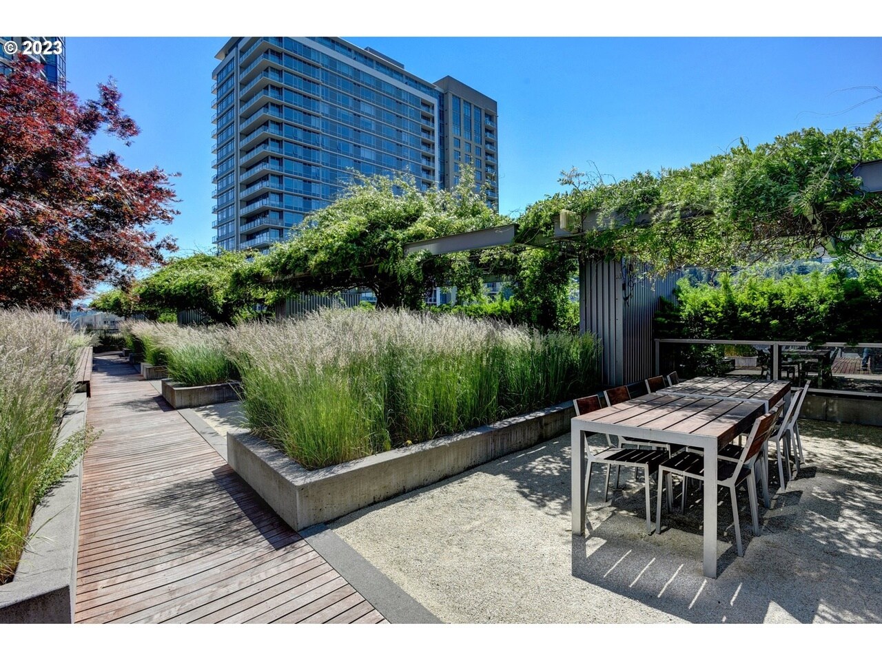 Building Photo - 3601 sw river parkway