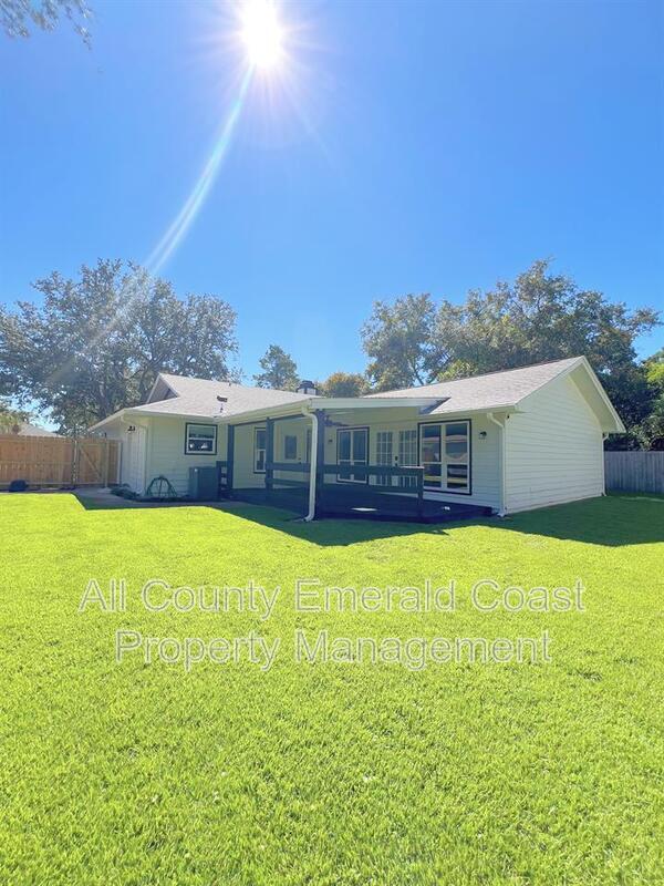 Building Photo - 4104 Indian Bayou N