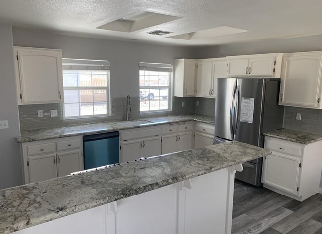 Building Photo - 8610 Bolero Dr