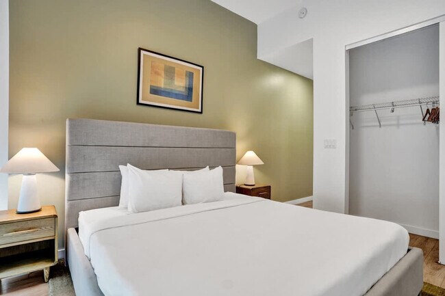 Building Photo - 1220 17th St