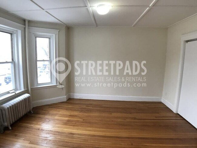 Building Photo - 2 bedroom in Boston MA 02215