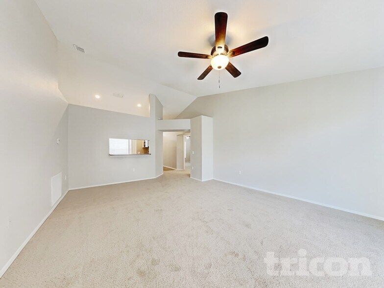 Building Photo - 3034 Wentworth Pl