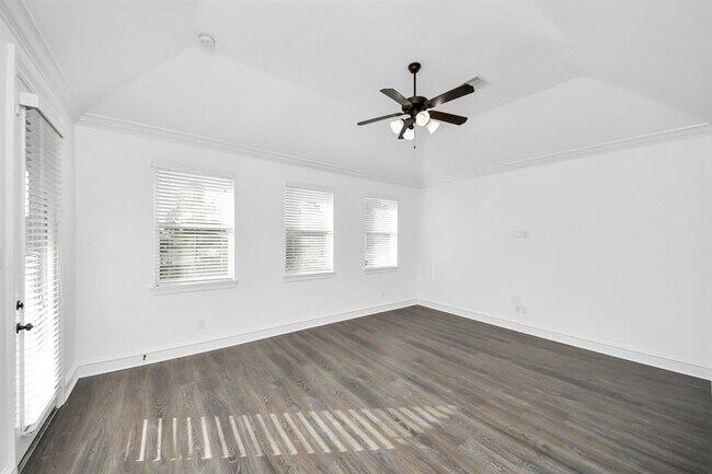 Building Photo - 3711 Meandering Spring Dr