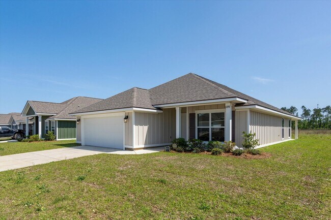 Building Photo - 4 Bedroom Beauty in Foley