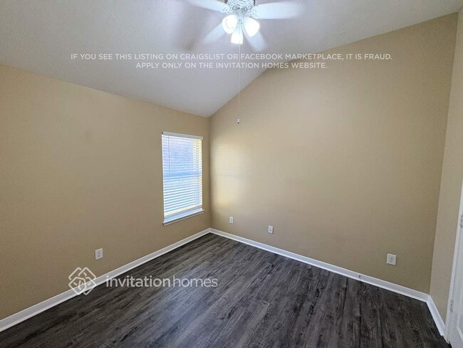 Building Photo - 18802 Cluster Oaks Dr