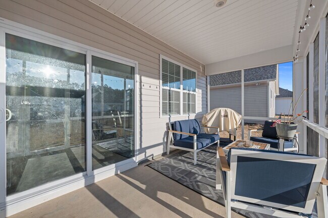 Building Photo - 5016 Cinnamon Run