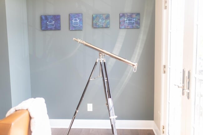 Building Photo - 1550 S Piazza Dr