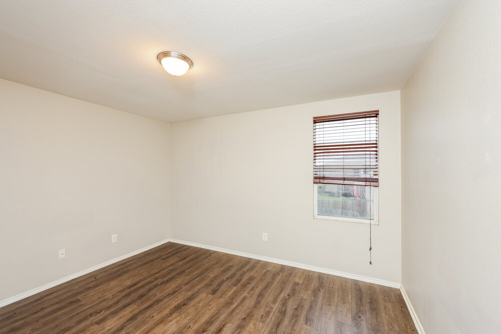 Building Photo - 3032 Picket Fence Dr