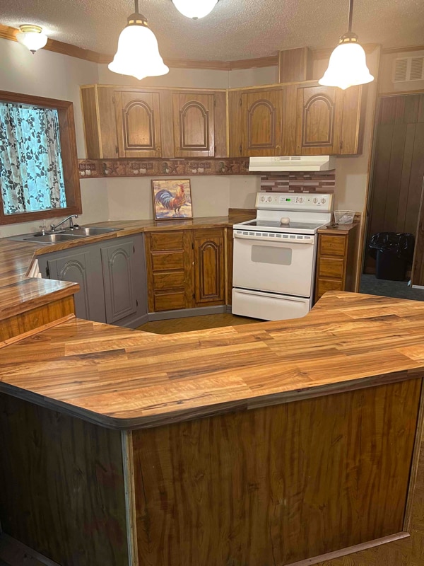 Building Photo - 268 Seymour Dr S