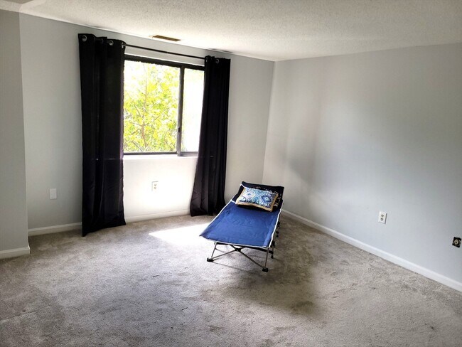 Building Photo - 30 Revere Beach Pkwy