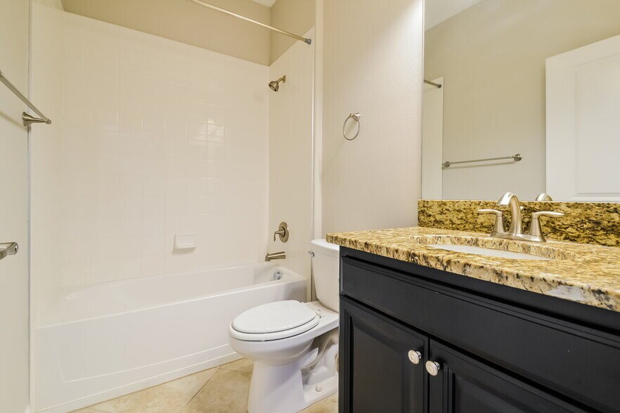 Building Photo - 11764 Winterset Cove Dr