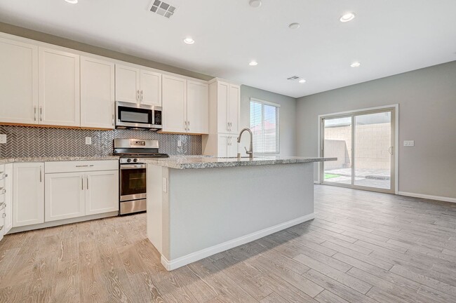 Building Photo - MODERN 2 Story, 3 Bedroom Home near Aliante!