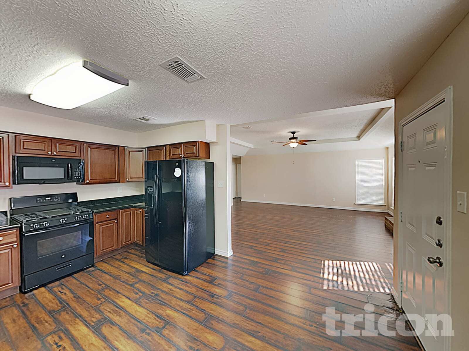 Building Photo - 24107 Lone Elm Dr