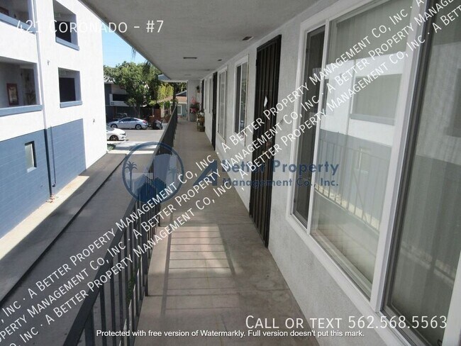 Building Photo - 421 Coronado-#7