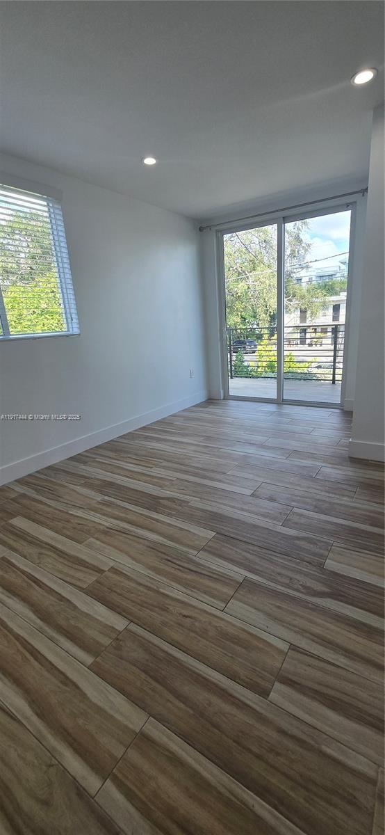 Building Photo - 3620 Thomas Ave