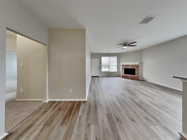 Building Photo - 10008 Blue Bell Dr