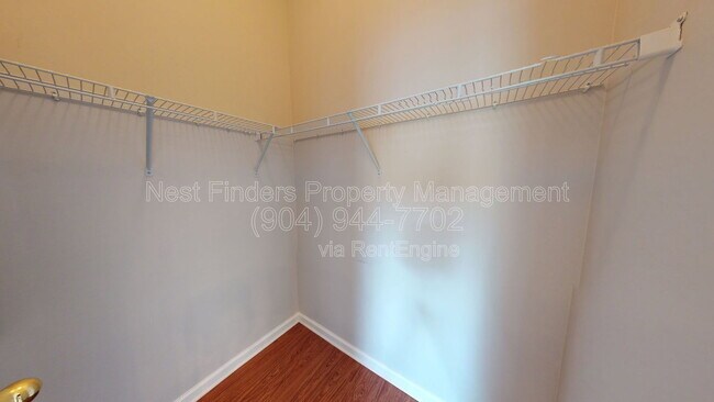 Building Photo - 12180 Basalt Dr N
