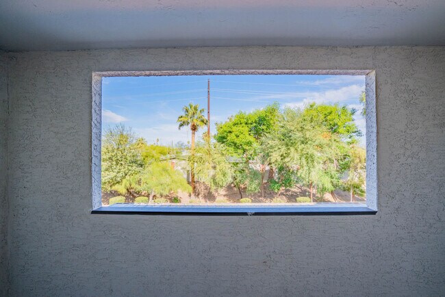 Building Photo - 8550 E McDowell Rd