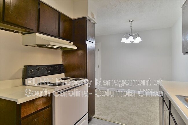 Building Photo - 1222 Old Manor Rd