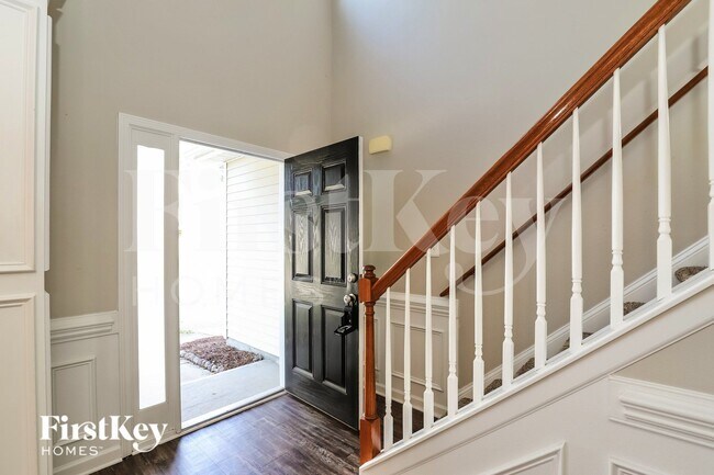 Building Photo - 1415 Paulonia Way