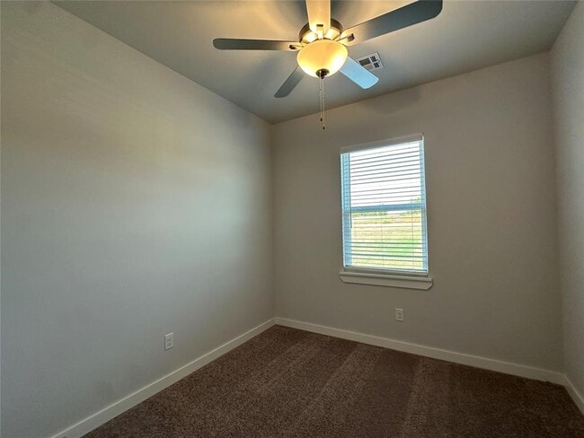Building Photo - 16990 Lantana Loop