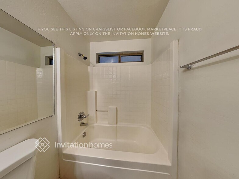 Building Photo - 15023 W Watson Ln