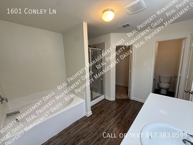 Building Photo - 1601 Conley Ln