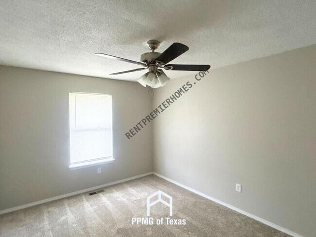 Building Photo - 4900 Barbados Ave