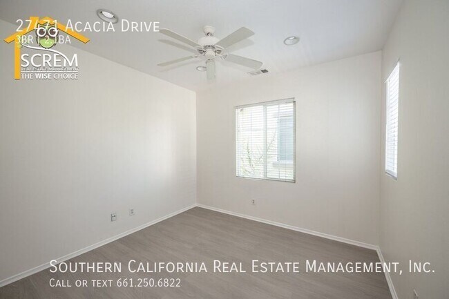 Building Photo - 27471 Acacia Dr