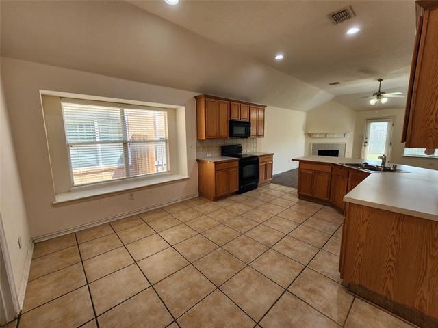 Building Photo - 3216 Chesington Dr