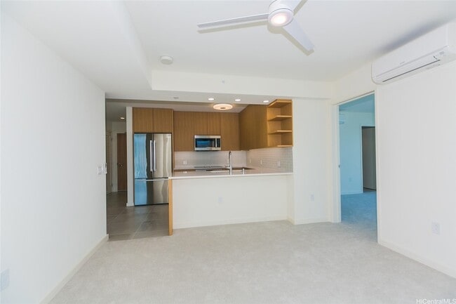 Building Photo - 1388 Kapiolani Blvd