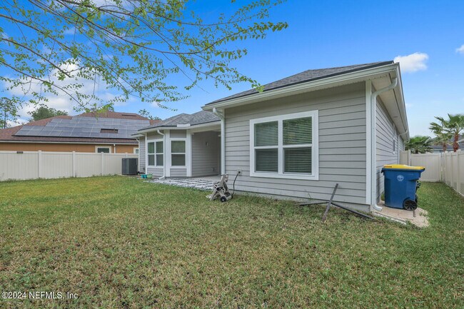 Building Photo - 13445 Cedar Hammock Wy