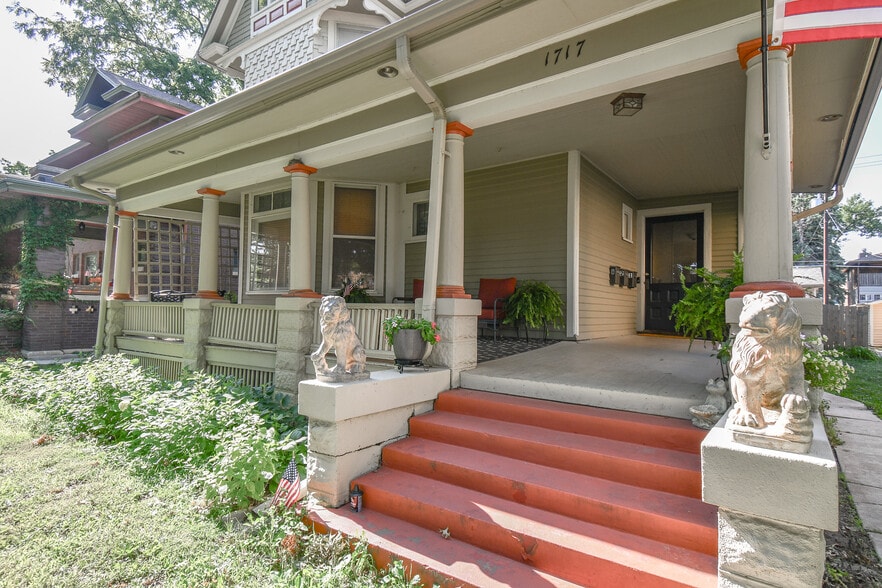 Building Photo - 1717 D St