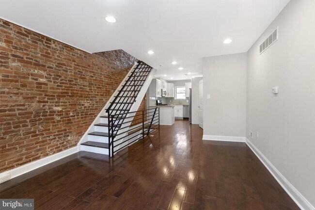 Building Photo - 2045 Wilder St