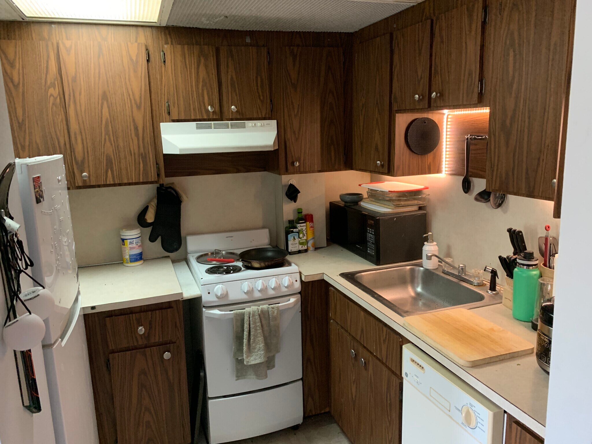 Building Photo - 479 Commonwealth Ave