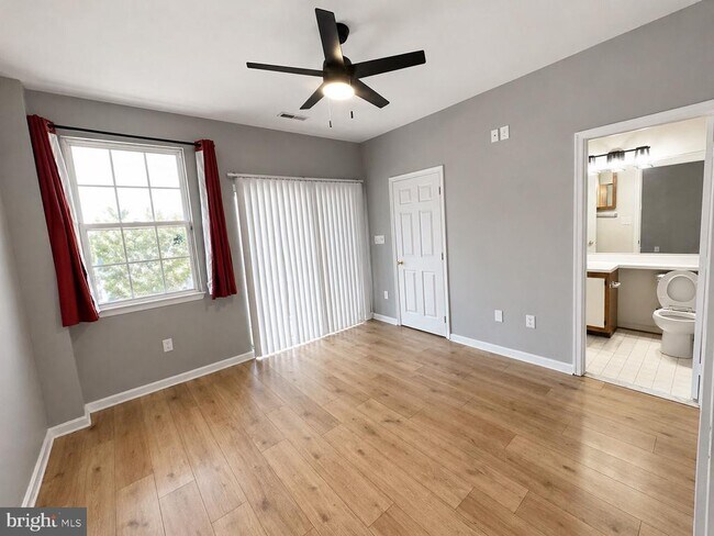 Building Photo - 601 Forest Walk Ln