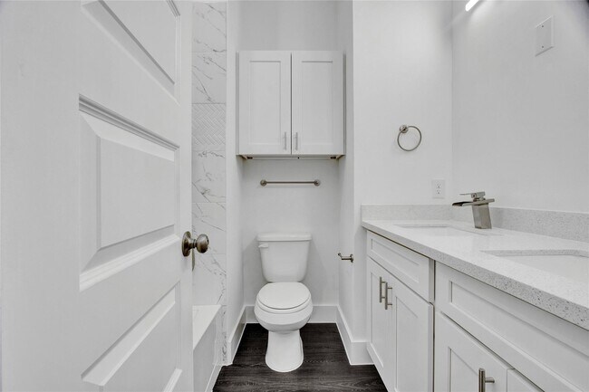 Building Photo - 4512 Brinkley St
