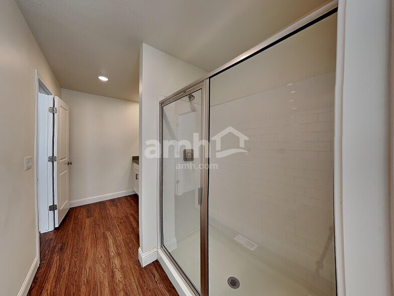Building Photo - 7401 S Copper Rim Dr