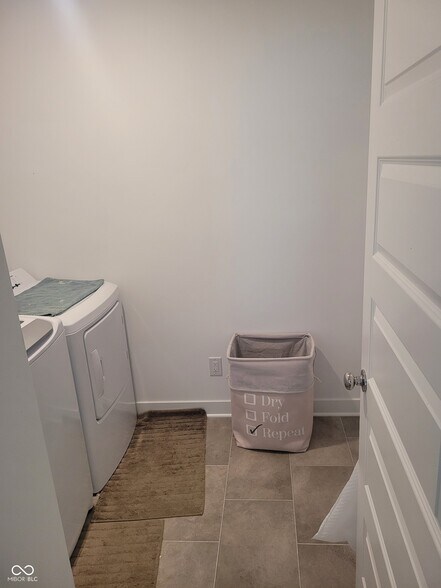 Building Photo - 1272 Turnbridge Wls