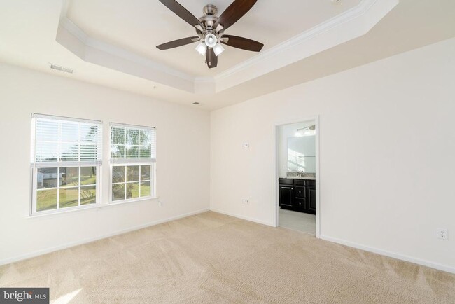 Building Photo - 3223 Clear Spring Dr