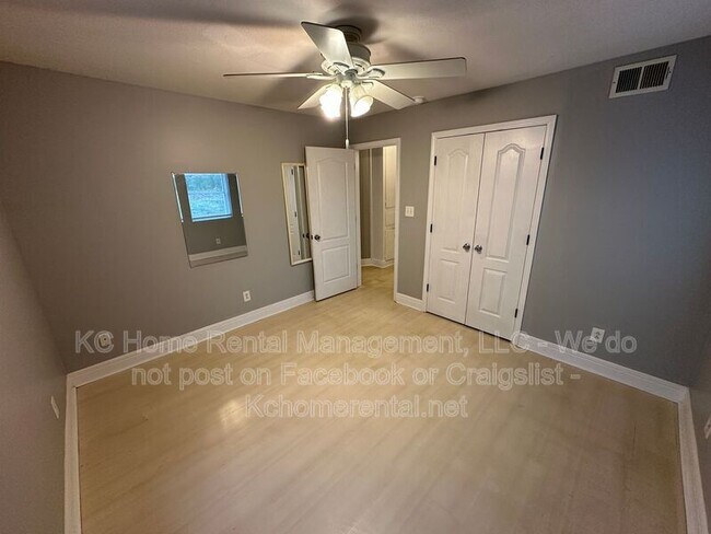 Building Photo - 4343 Myrtle Ave