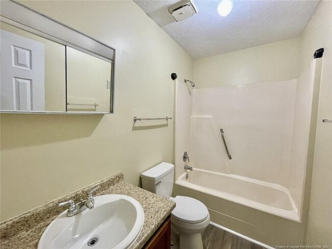Building Photo - 5842 Aftonshire Dr