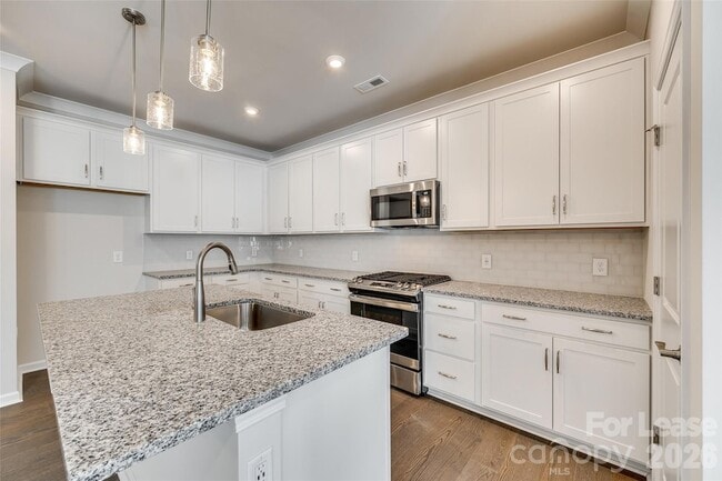 Building Photo - 229 Brks Spgs Dr