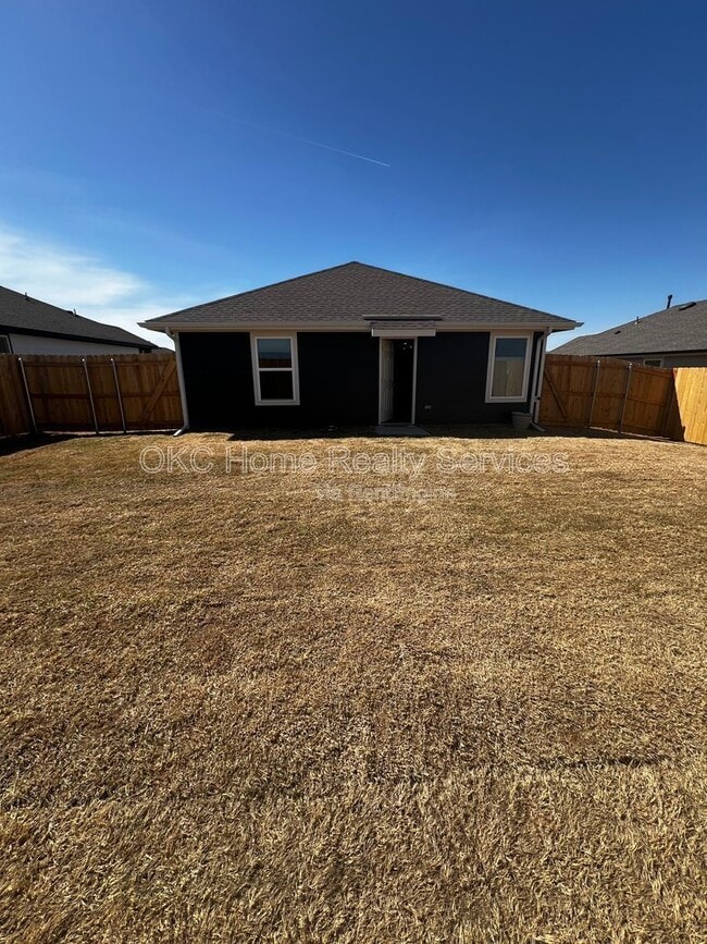 Building Photo - 14224 Trickling Wy