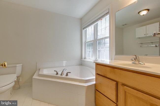 Building Photo - 11746 MD-108