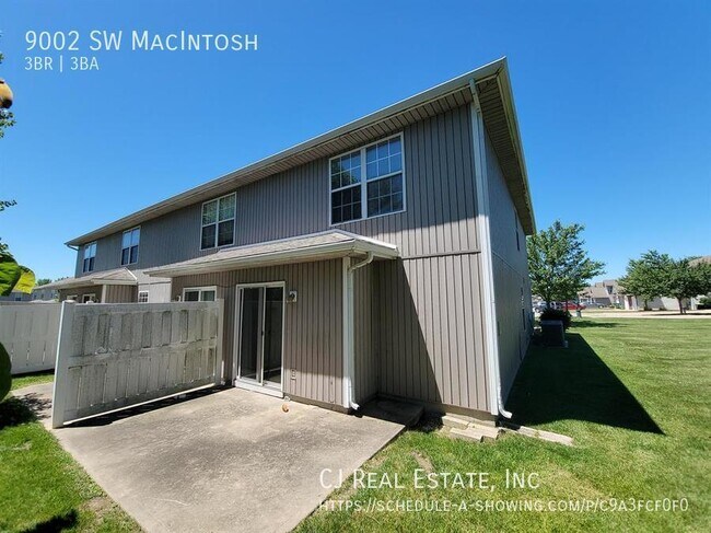 Building Photo - 9002 SW MacIntosh-