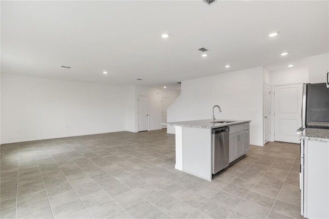 Building Photo - 5682 Nispero Wy