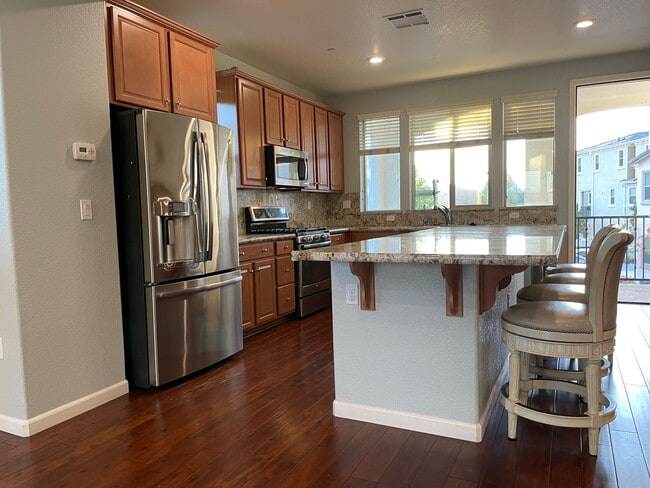 Building Photo - 2749 Ferrara Cir