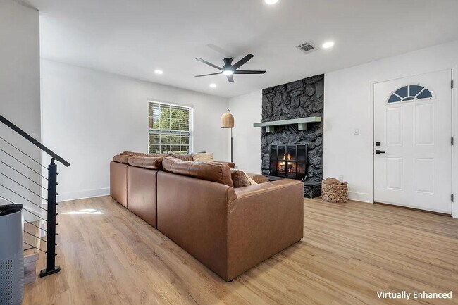 Building Photo - 246 Intrepid Ct