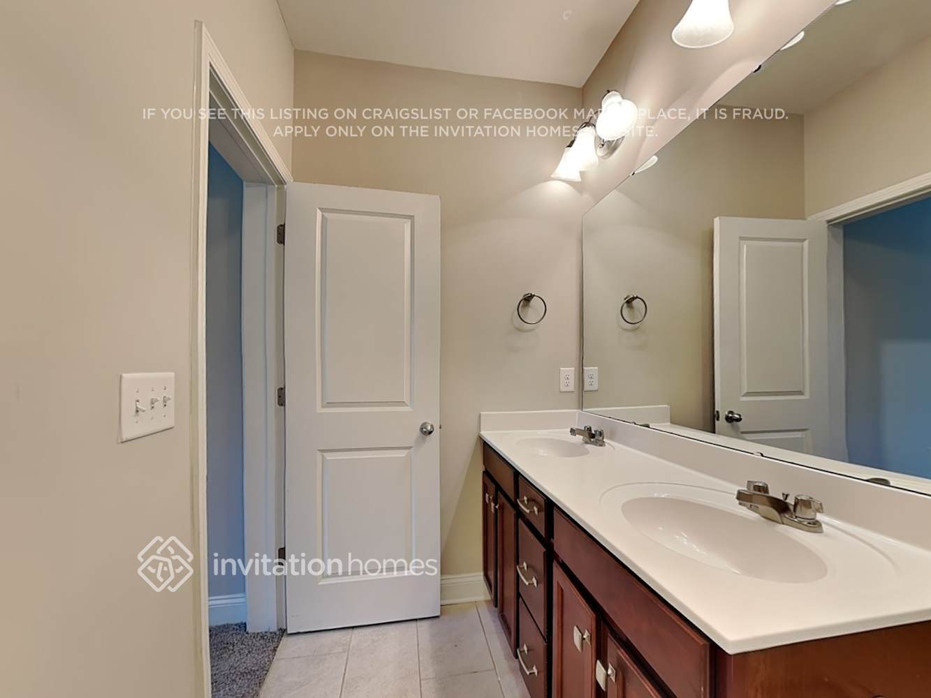Building Photo - 5355 Roberta Crossing Dr